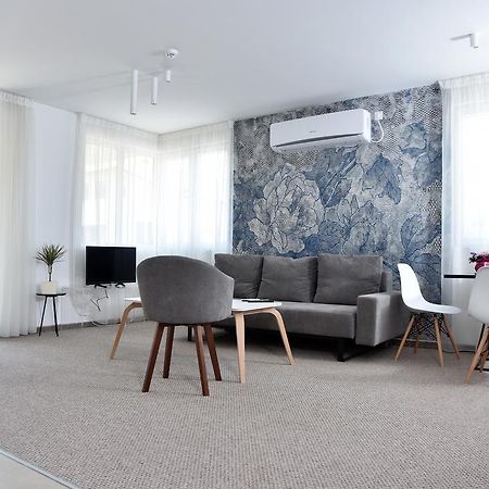Kozle City Apartments 스코페 객실 사진