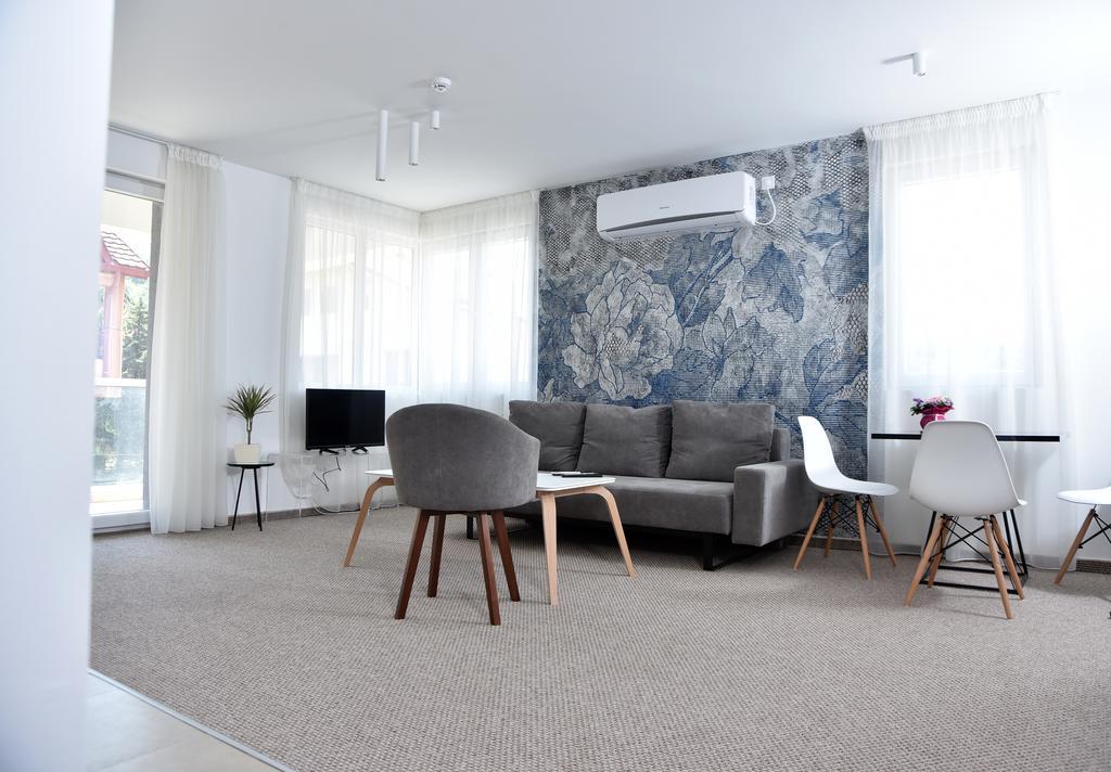Kozle City Apartments 스코페 객실 사진