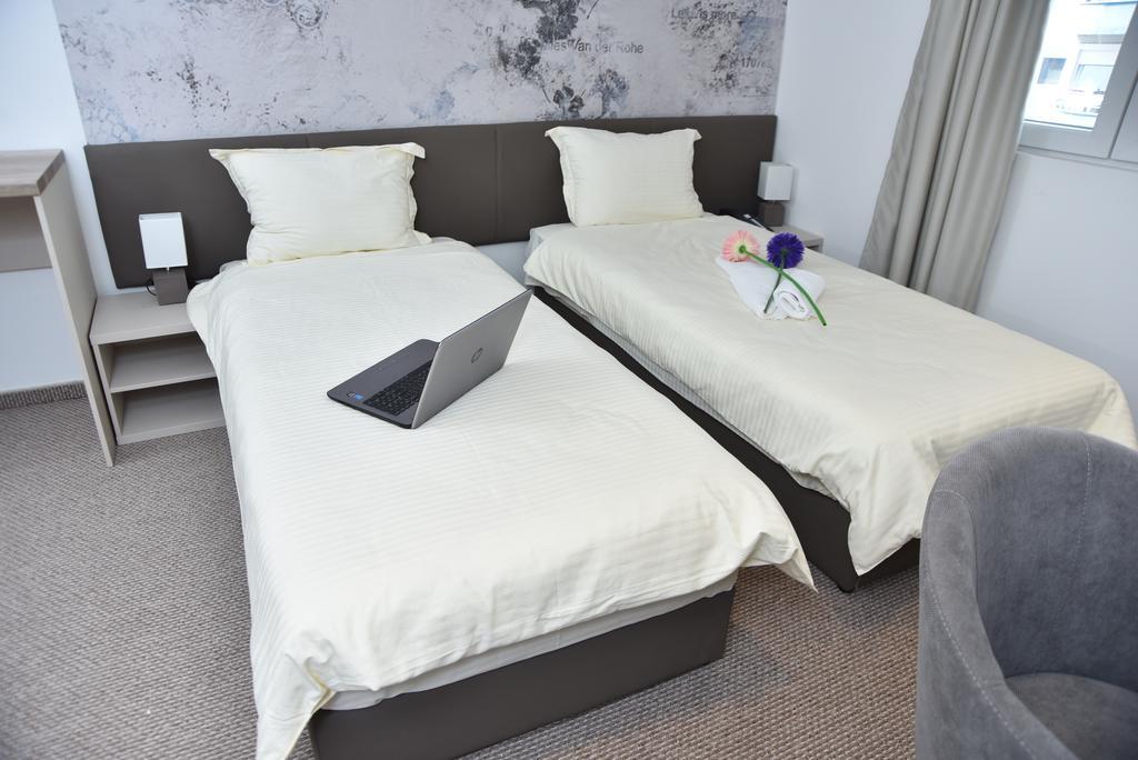 Kozle City Apartments 스코페 객실 사진