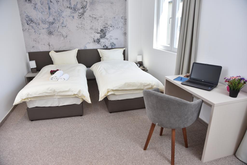Kozle City Apartments 스코페 객실 사진