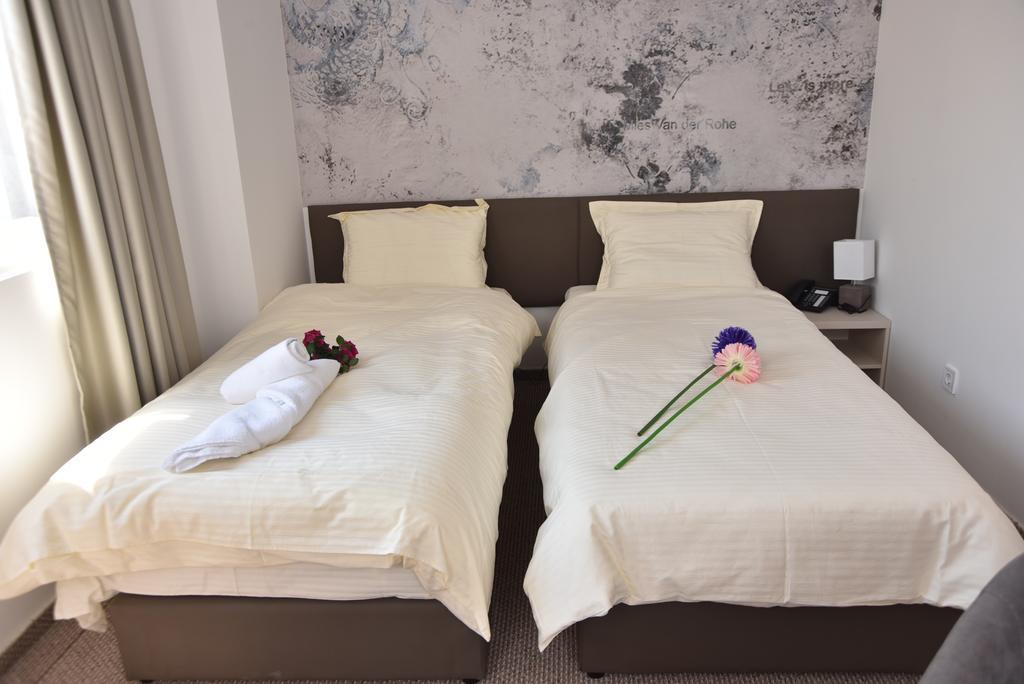 Kozle City Apartments 스코페 객실 사진