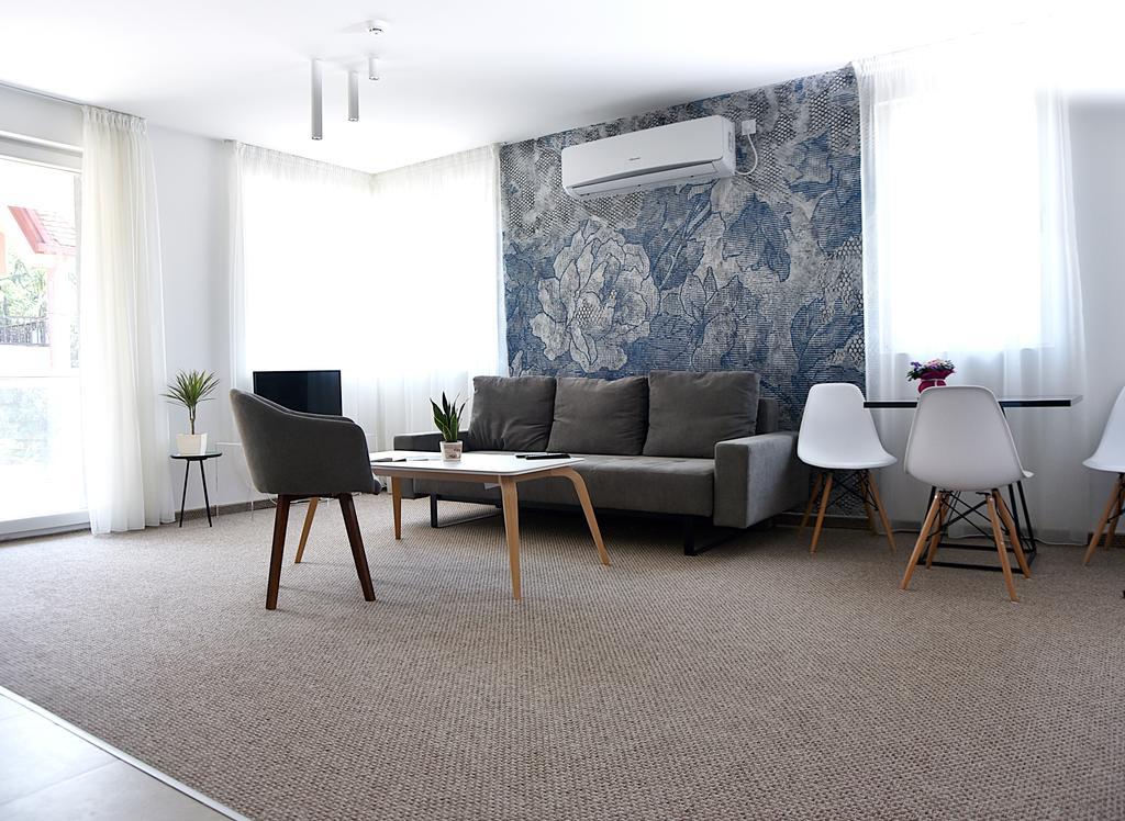 Kozle City Apartments 스코페 객실 사진